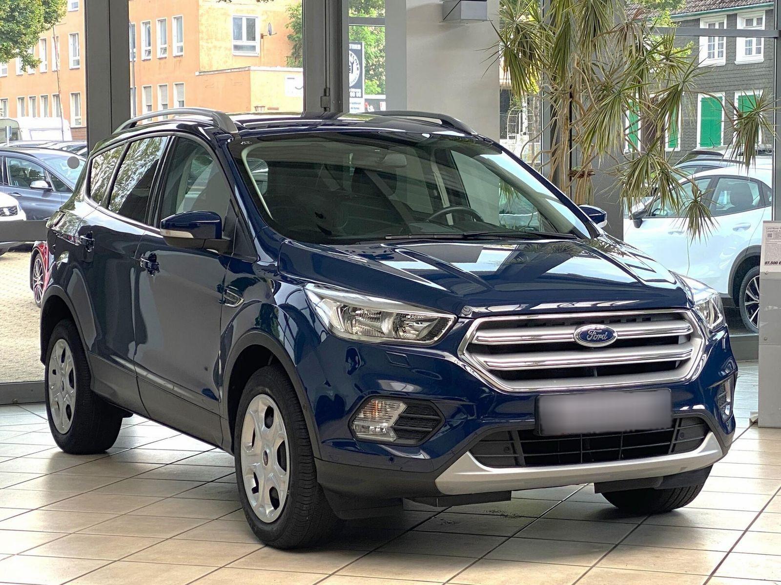 FORD Ford Kuga*PDC*TPM*SHZ*BT*MFL*SelbstEinparkend